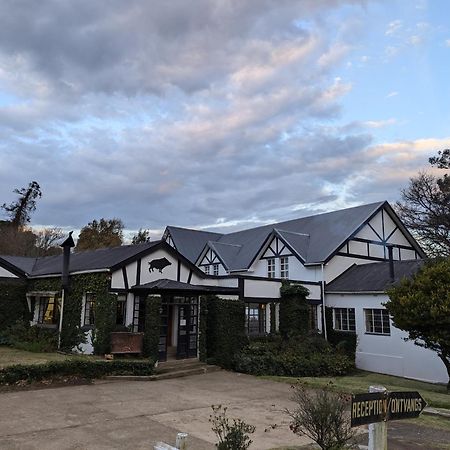 The Historic Hogsback Inn Eksteriør bilde
