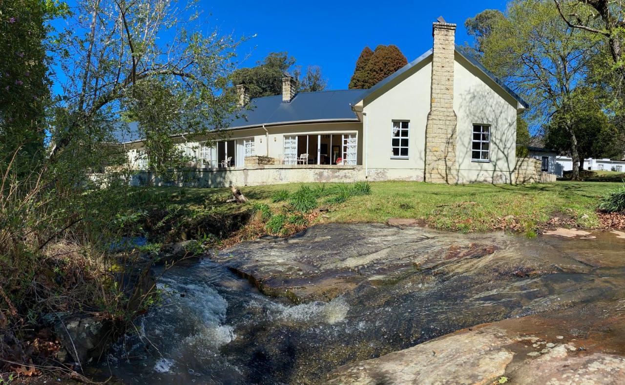 The Historic Hogsback Inn Eksteriør bilde