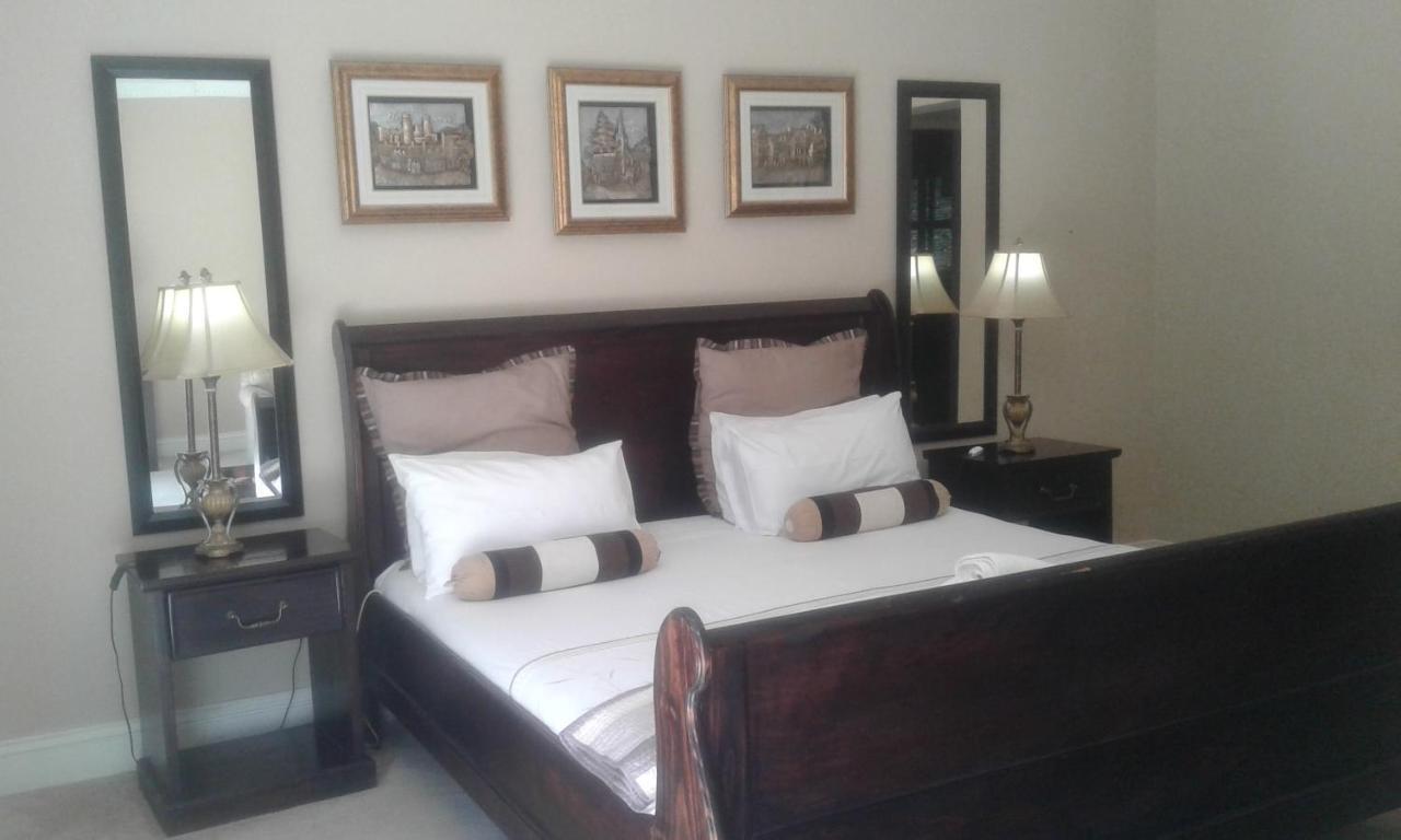 The Historic Hogsback Inn Eksteriør bilde